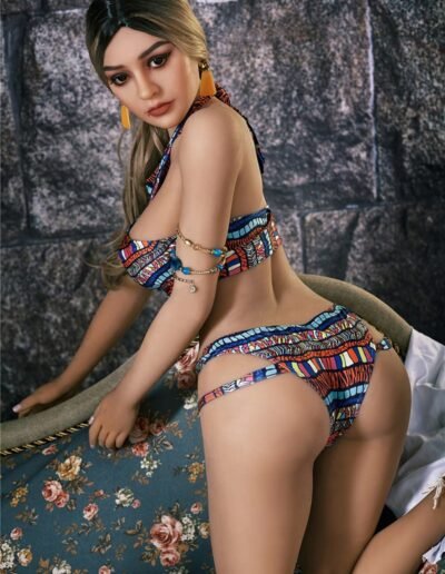 Julia - Sexy Love Doll 672
