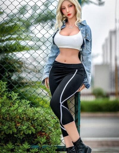 Makoto - Asian Blonde Sex Doll