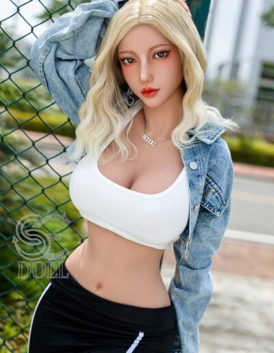 Makoto - Asian Blonde Sex Doll (2)