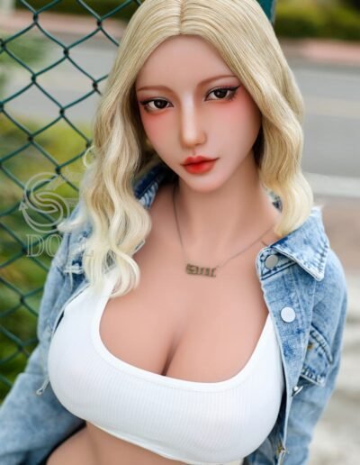 Makoto - Asian Blonde Sex Doll (3)