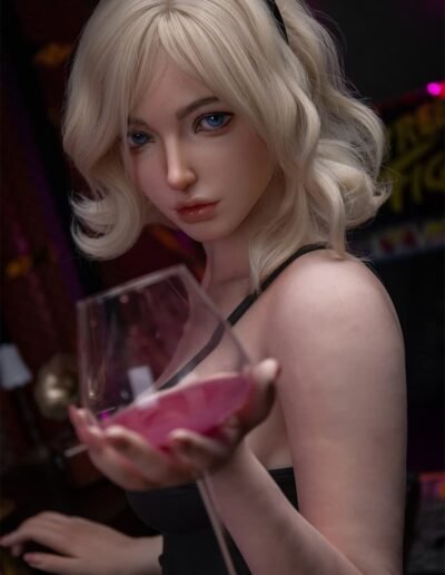 Miley - Hyper Realistic Love Doll 541